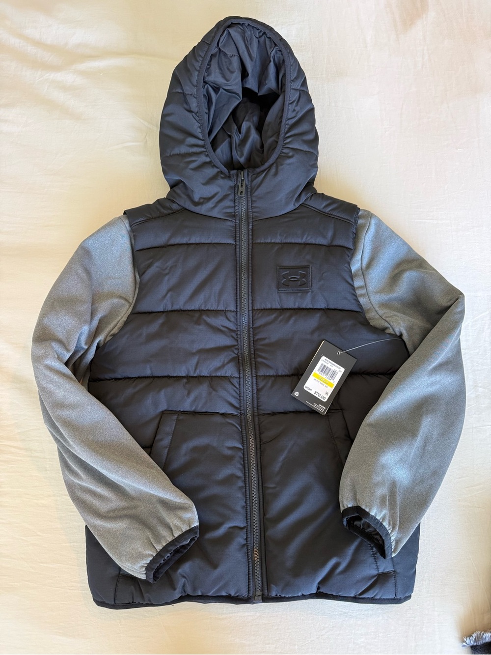 Under Armour Kids Hooded Puffer Jacket in Black with Gray Sleeves